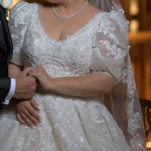 Custom made wedding gown dress